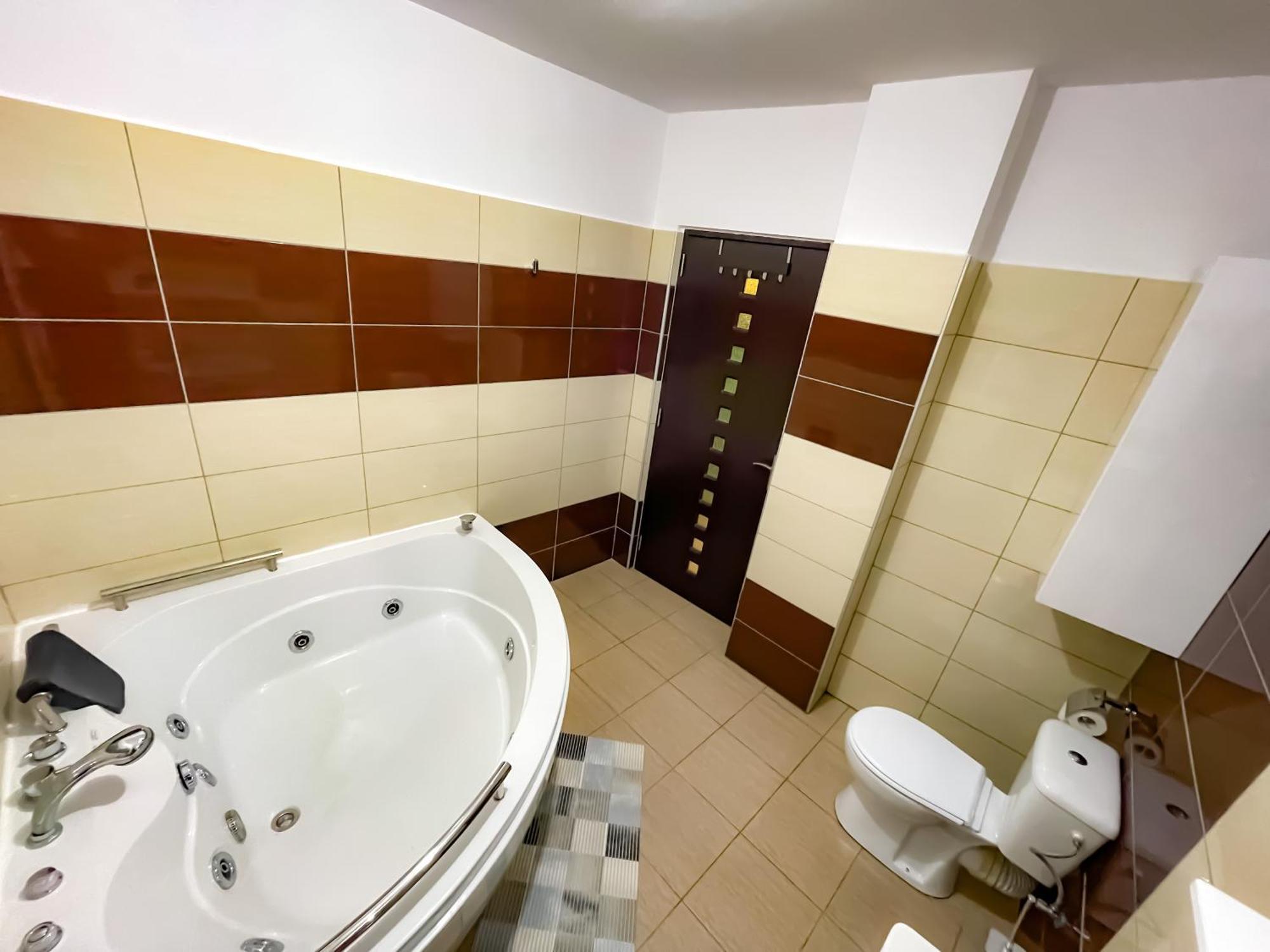 Cool Flat In The Heart Of Bucharest'S Fun And History Apartment Exterior photo